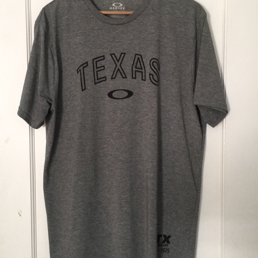 Grey Xl Oakley shirt